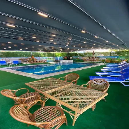 Otel Kadeer *